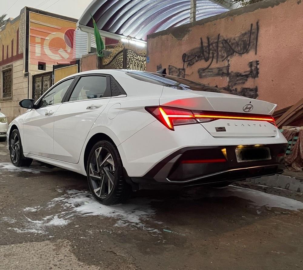 هيونداي النترا